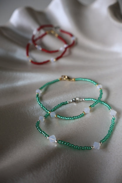 Christmas Tangle Bracelet